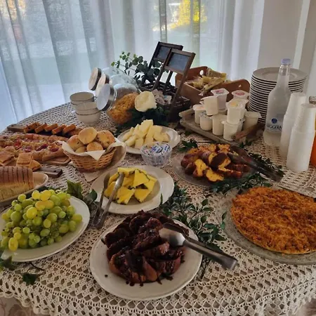 Giardini Di Marzo Farm stay *